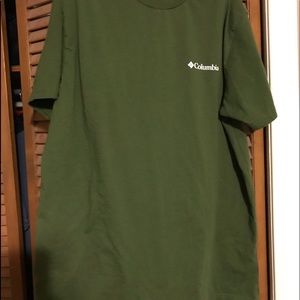 Columbia Sportswear T-Shirt